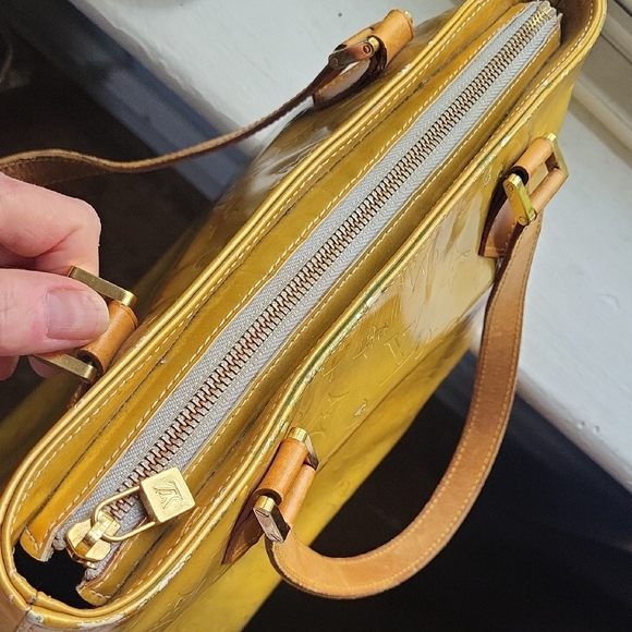 Louis Vuitton Shimmering Gold Tote with Tan Accents - Picture 10 of 16